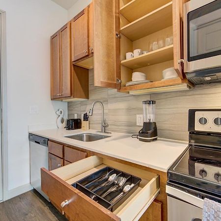 Trendy Downtown 1Bd/Freeparking/Wi-Fi/Pool Apartment Houston Ngoại thất bức ảnh