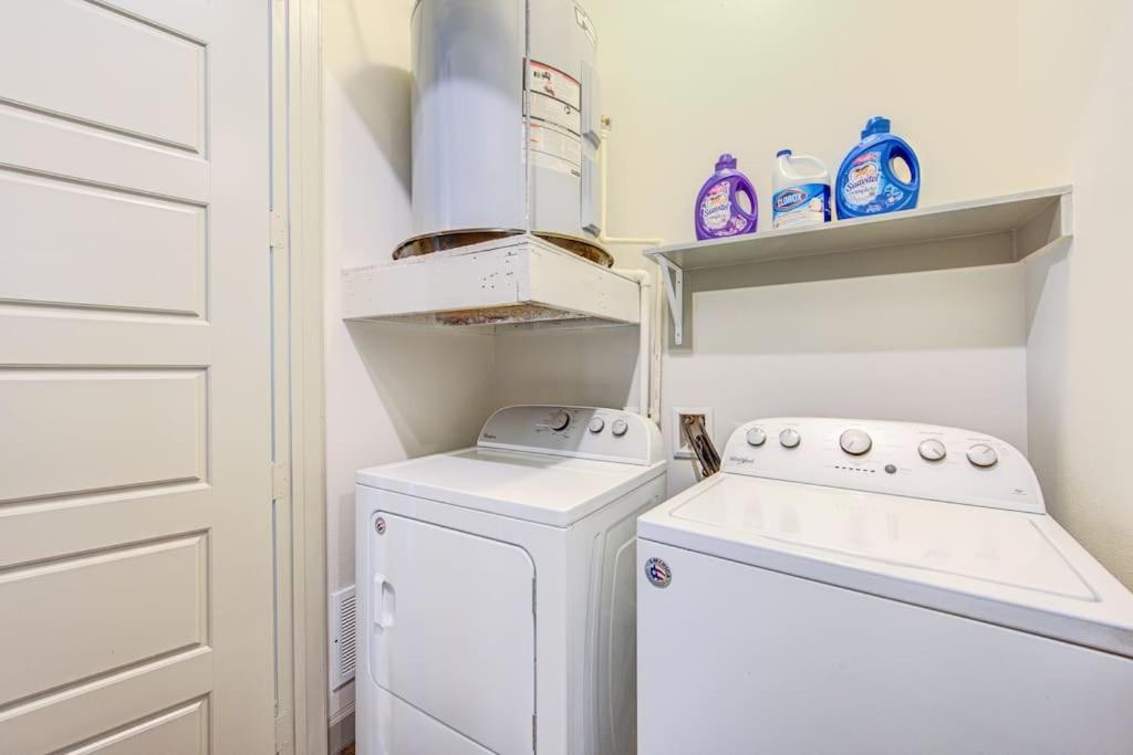 Trendy Downtown 1Bd/Freeparking/Wi-Fi/Pool Apartment Houston Ngoại thất bức ảnh