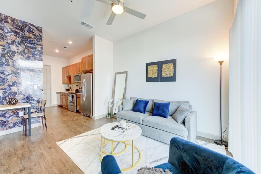 Trendy Downtown 1Bd/Freeparking/Wi-Fi/Pool Apartment Houston Ngoại thất bức ảnh